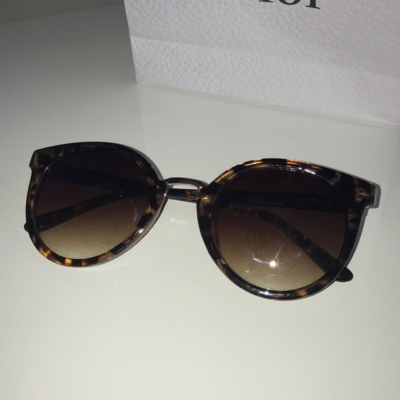 Princess Polly Accessories - Fashionable sunglasses